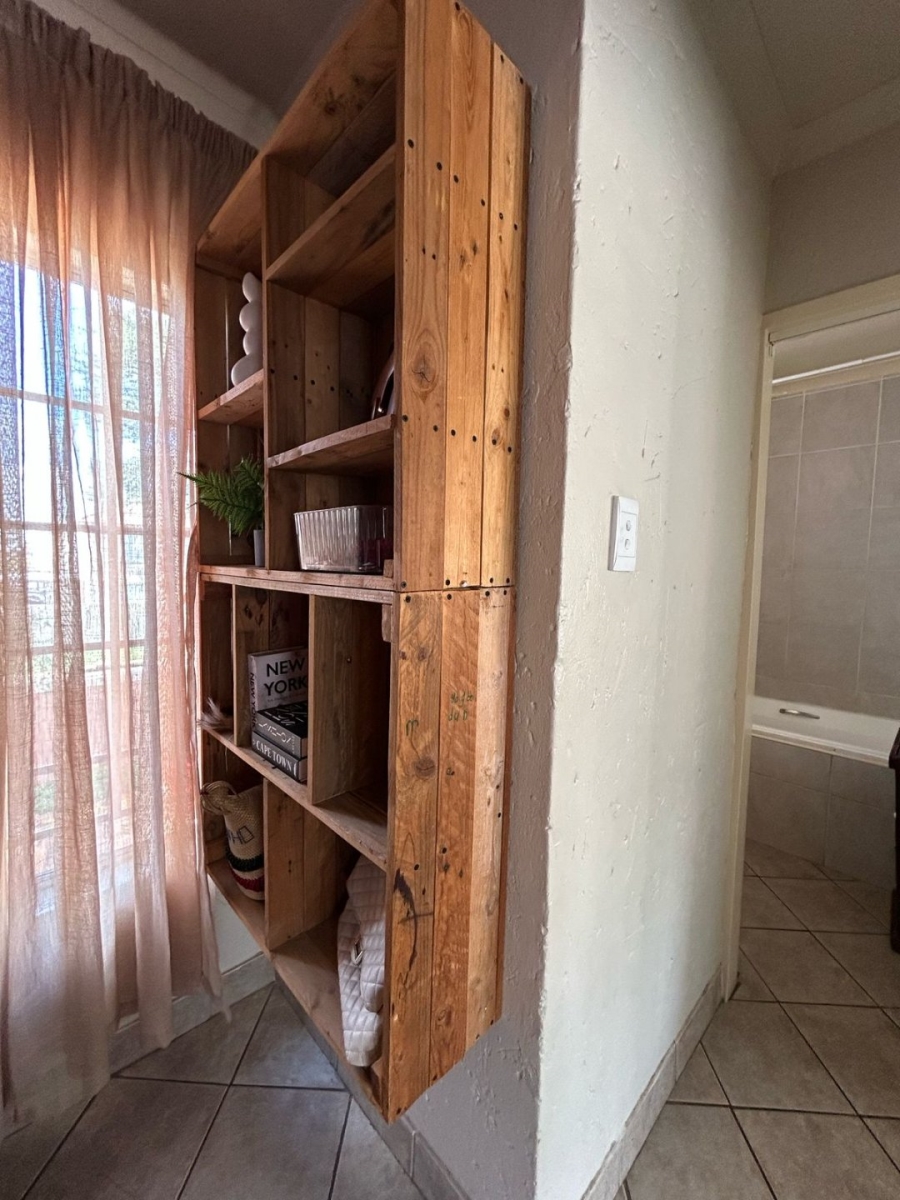 2 Bedroom Property for Sale in Vaalpark Free State